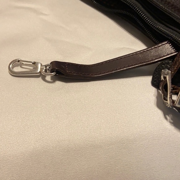 EUC BRIGTON Handbag 👜 Navy Blue and Brown strap. Gorgeous!! - Picture 7 of 14